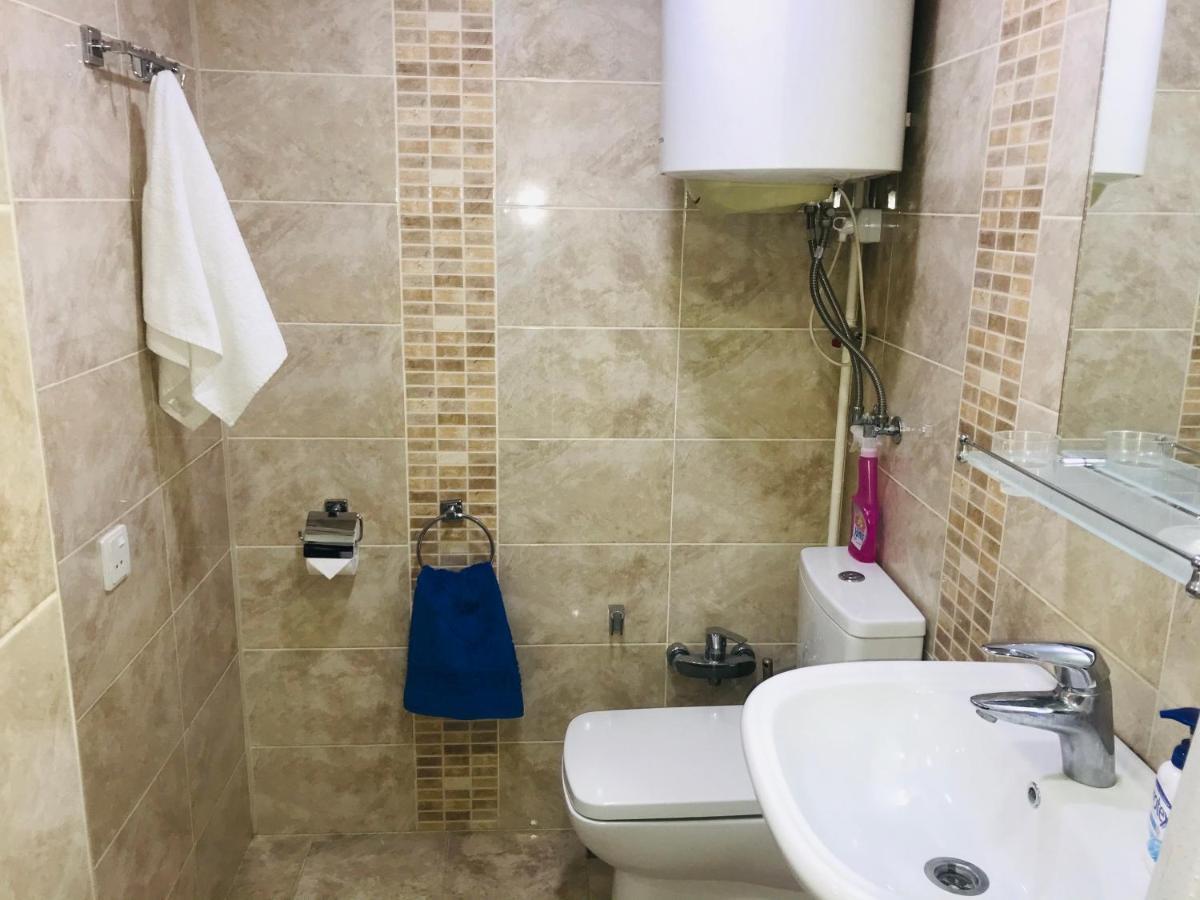 Boulevard Apartment With Sea View Baku Exteriör bild